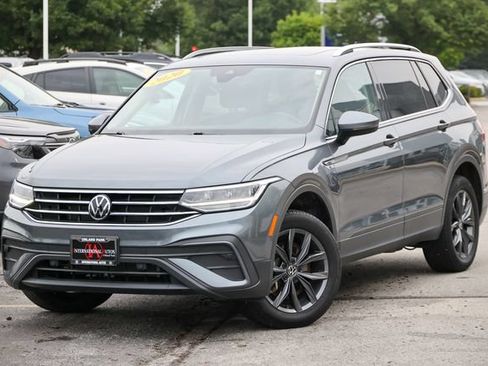 Used 2022 Volkswagen Tiguan SE AWD/4WD image 16