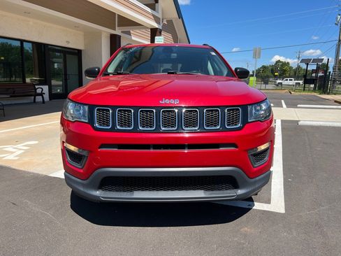 Used 2019 Jeep Compass Sport w/ Cold Weather Group image 7