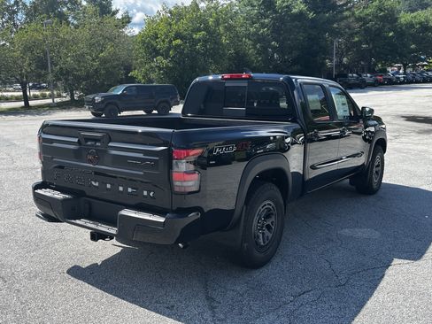 New 2026 Nissan Frontier PRO-4X w/ Tow Package AWD/4WD image 7
