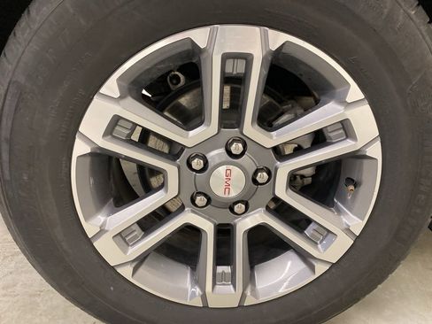 Used 2025 GMC Terrain Elevation image 25