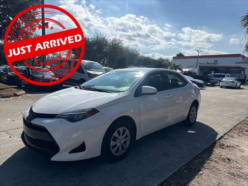 Used 2018 Toyota Corolla L image 1