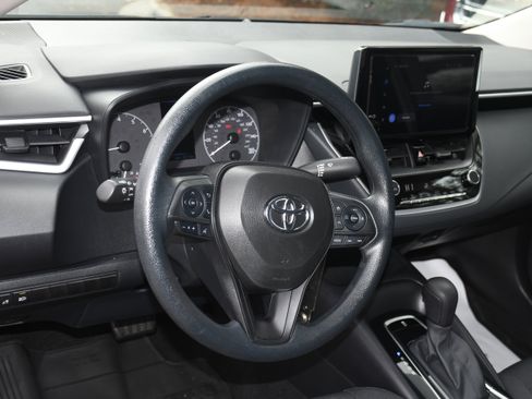 Used 2024 Toyota Corolla LE image 8
