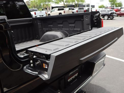 Used 2025 GMC Sierra 1500 SLT w/ SLT Premium Plus Package RWD image 46