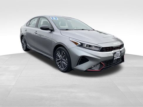 Used 2023 Kia Forte GT-Line w/ GT-Line Technology Package image 3