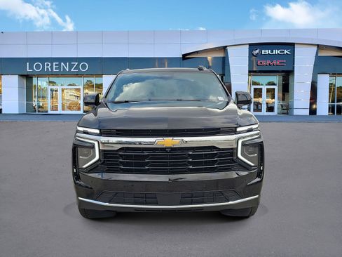 Used 2025 Chevrolet Tahoe LS RWD image 2