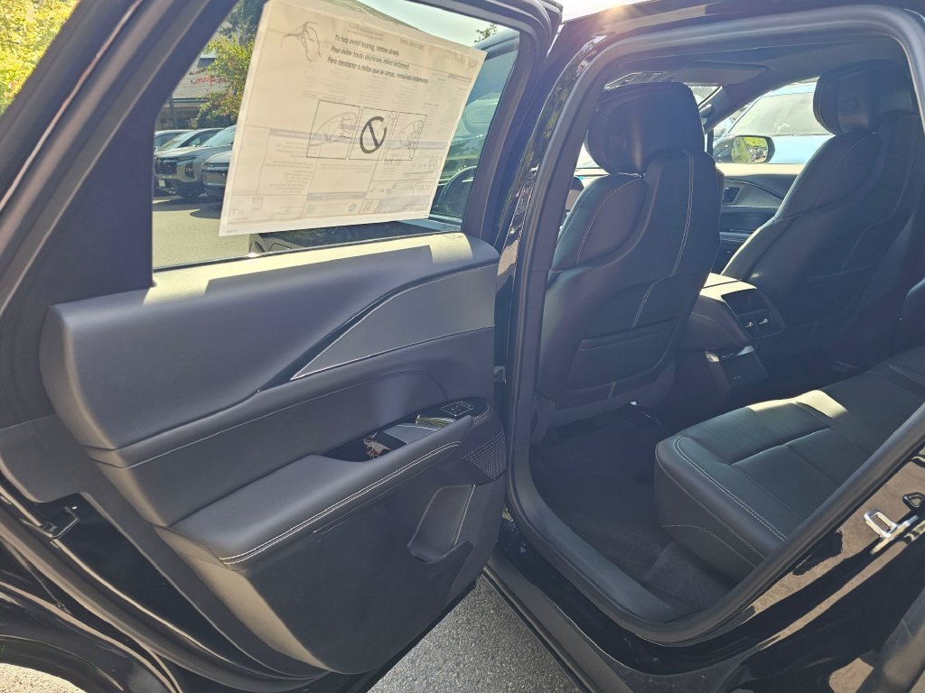 New 2027 Cadillac Lyriq Sport AWD/4WD image 19