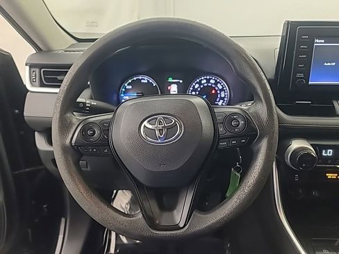 Used 2019 Toyota RAV4 LE w/ Carpet Mat Package AWD/4WD image 30