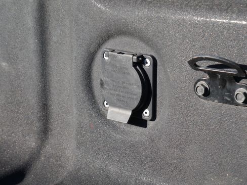 Certified 2022 Nissan Frontier SV w/ Technology Package image 20