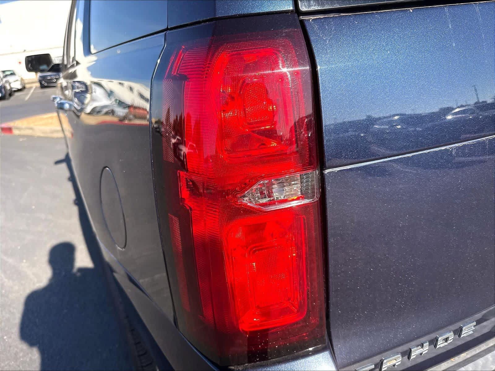 Used 2019 Chevrolet Tahoe Premier w/ Premier Plus Edition AWD/4WD image 22