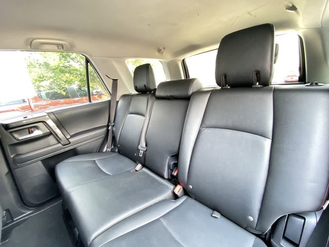 Used 2021 Toyota 4Runner TRD Off-Road Premium AWD/4WD image 24