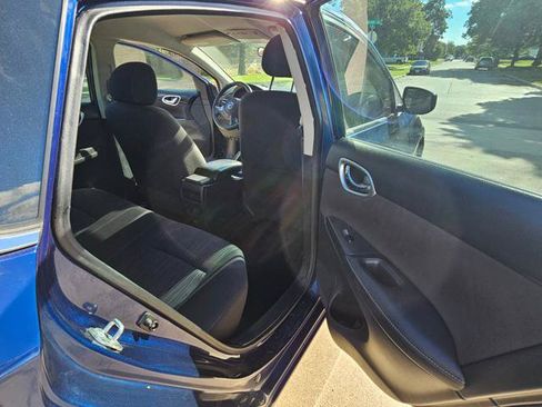 Used 2019 Nissan Sentra SV FWD image 13