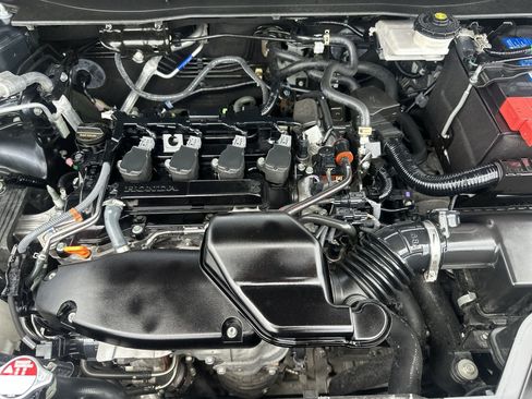 Used 2024 Honda CR-V EX image 17