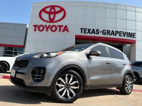 Used 2017 Kia Sportage EX FWD image 2