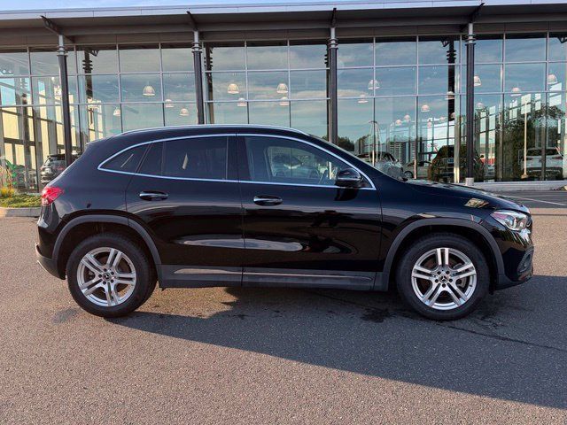 Used 2022 Mercedes-Benz GLA 250 4MATIC image 8