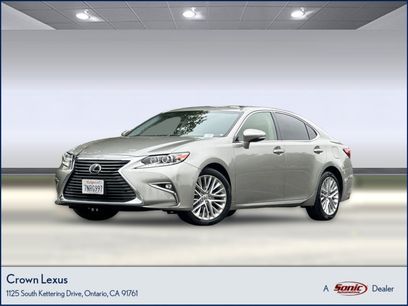 Used 2016 Lexus ES 350 w/ Luxury Package w/Wood Trim