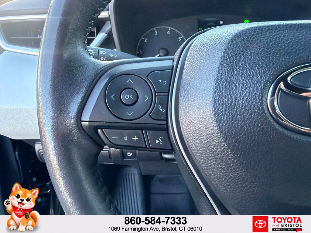 Used 2023 Toyota Corolla SE AWD/4WD image 18