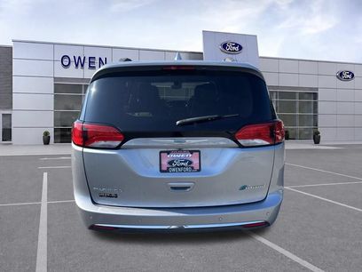 Used 2018 Chrysler Pacifica Limited