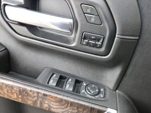 Used 2020 GMC Sierra 1500 Denali w/ Denali Ultimate Package AWD/4WD image 7