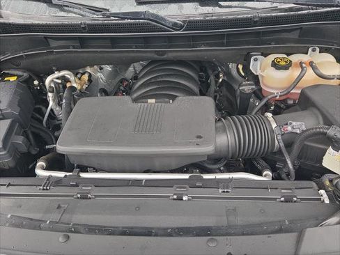 Used 2023 Cadillac Escalade ESV Luxury image 19