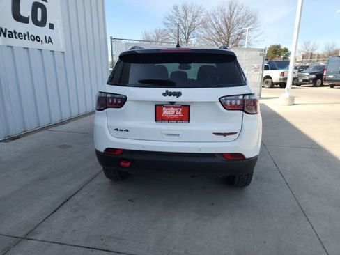 New 2026 Jeep Compass Trailhawk AWD/4WD image 19