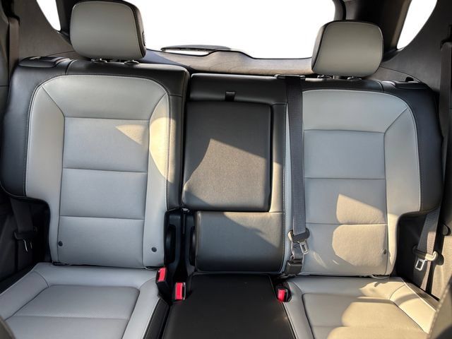 Used 2018 Chevrolet Equinox Premier AWD/4WD image 29