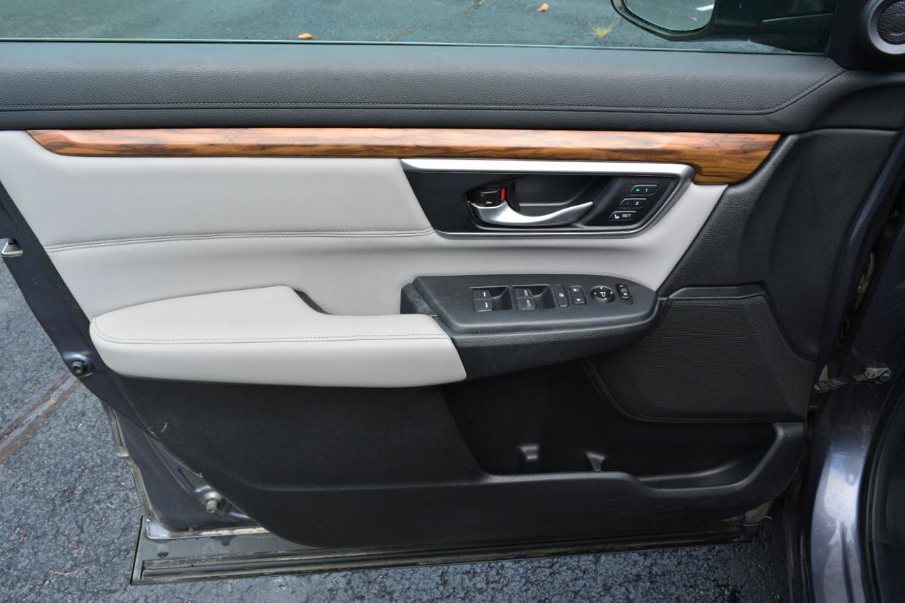 Used 2017 Honda CR-V EX-L image 9