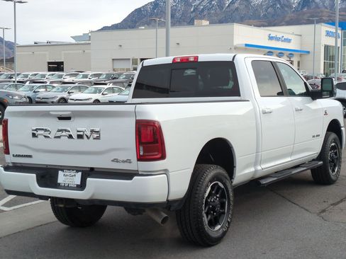 Used 2025 RAM 2500 Laramie image 3