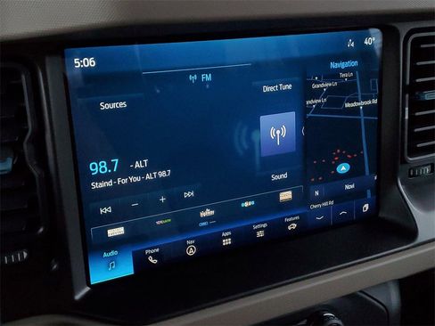 Used 2023 Ford Bronco Wildtrak image 18