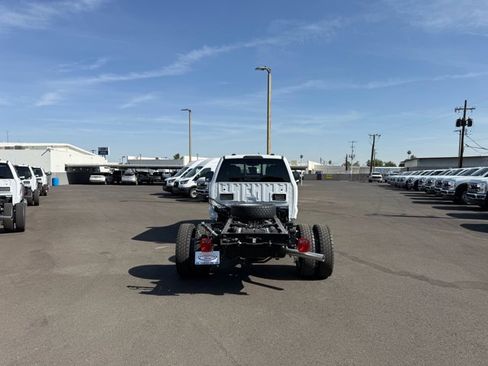 New 2026 Ford F550 4x4 Crew Cab image 3