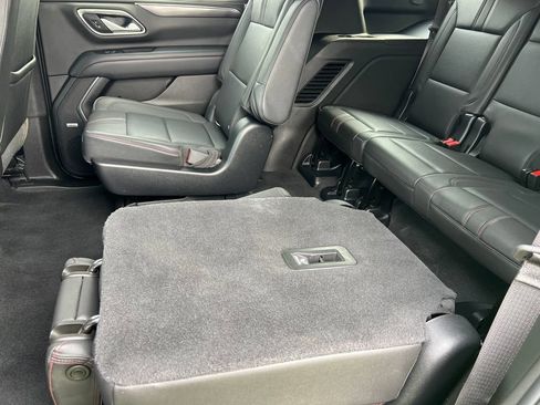 Used 2021 Chevrolet Tahoe RST w/ Luxury Package AWD/4WD image 14