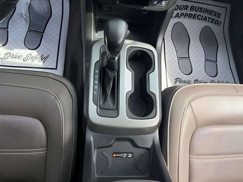 Used 2022 GMC Canyon Denali AWD/4WD image 13