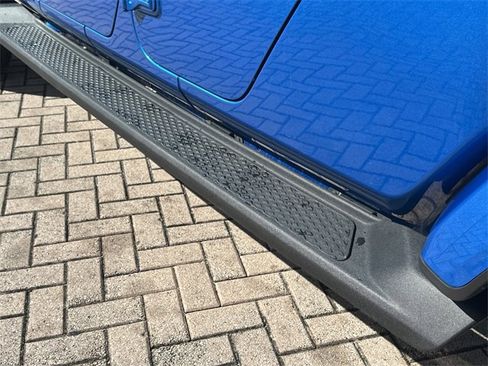 Used 2023 Jeep Gladiator Overland image 20