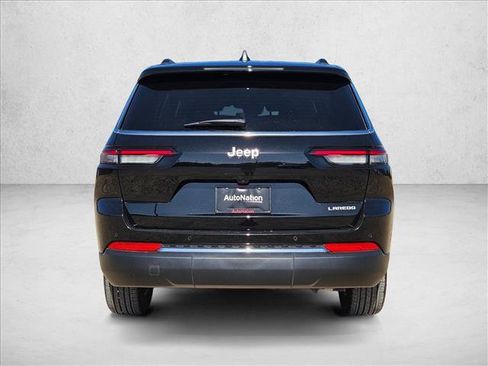 Used 2025 Jeep Grand Cherokee L Laredo RWD image 7