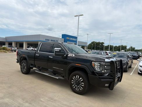 Used 2023 GMC Sierra 3500 Denali w/ Denali Ultimate Package AWD/4WD image 1