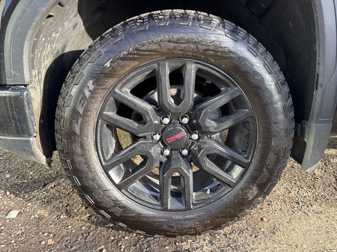 Used 2024 GMC Sierra 1500 Pro w/ Graphite Edition image 27