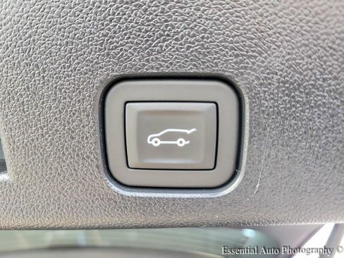 New 2026 GMC Acadia Elevation image 19