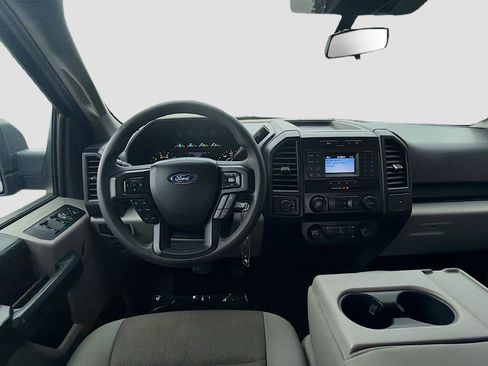 Used 2020 Ford F150 XL w/ Equipment Group 101A Mid AWD/4WD image 16