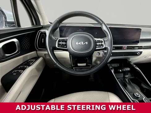 Certified 2024 Kia Sorento S w/ Panoramic Sunroof Package FWD image 8