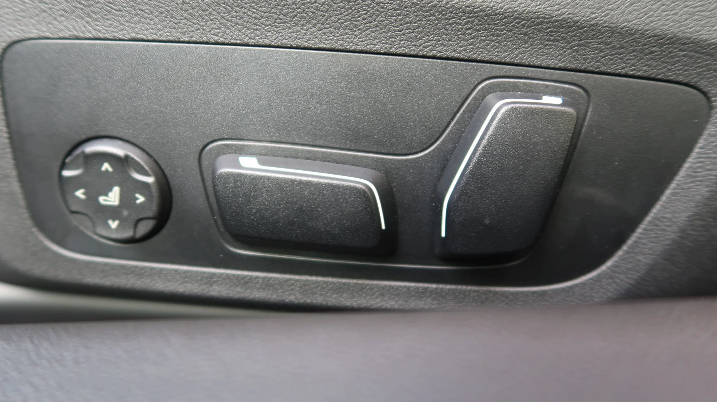 Used 2026 BMW M240i xDrive Coupe AWD/4WD image 25