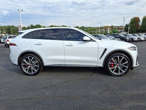 Used 2021 Jaguar F-PACE SVR image 8