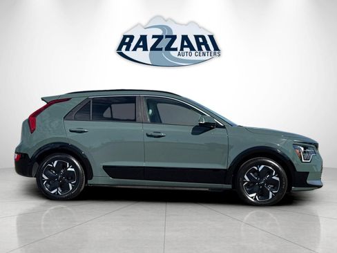 Used 2023 Kia Niro Wind FWD image 2