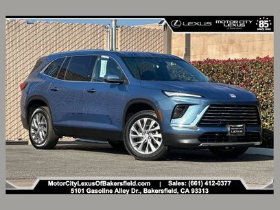 Used 2023 GMC Yukon SLT w/ SLT Premium Package