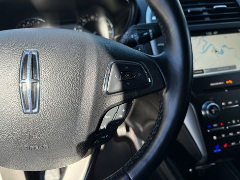 Used 2018 Lincoln MKC Reserve w/ Lincoln MKC Climate Package image 21