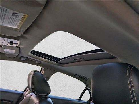 Used 2010 Ford Fusion SEL image 14