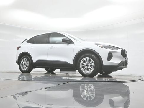 New 2025 Ford Escape Active image 43