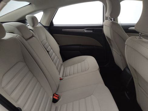 Used 2018 Ford Fusion S image 19