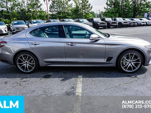 Used 2025 Genesis G70 2.5T AWD/4WD image 9