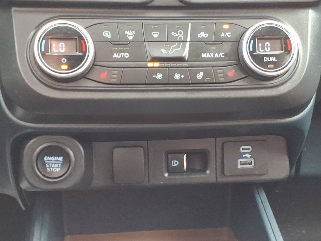 Used 2022 Ford Maverick Lariat w/ Lariat Luxury Package AWD/4WD image 18