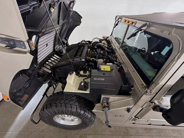 Used 2003 HUMMER H1 4-Door Open Top AWD/4WD image 52