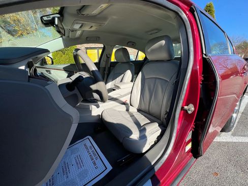 Used 2010 Buick LaCrosse CXL image 59